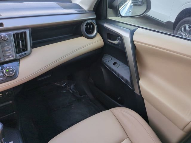 Used 2013 Toyota RAV4 Limited image 17