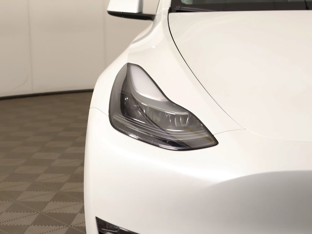 Used 2024 Tesla Model Y Long Range AWD/4WD image 13