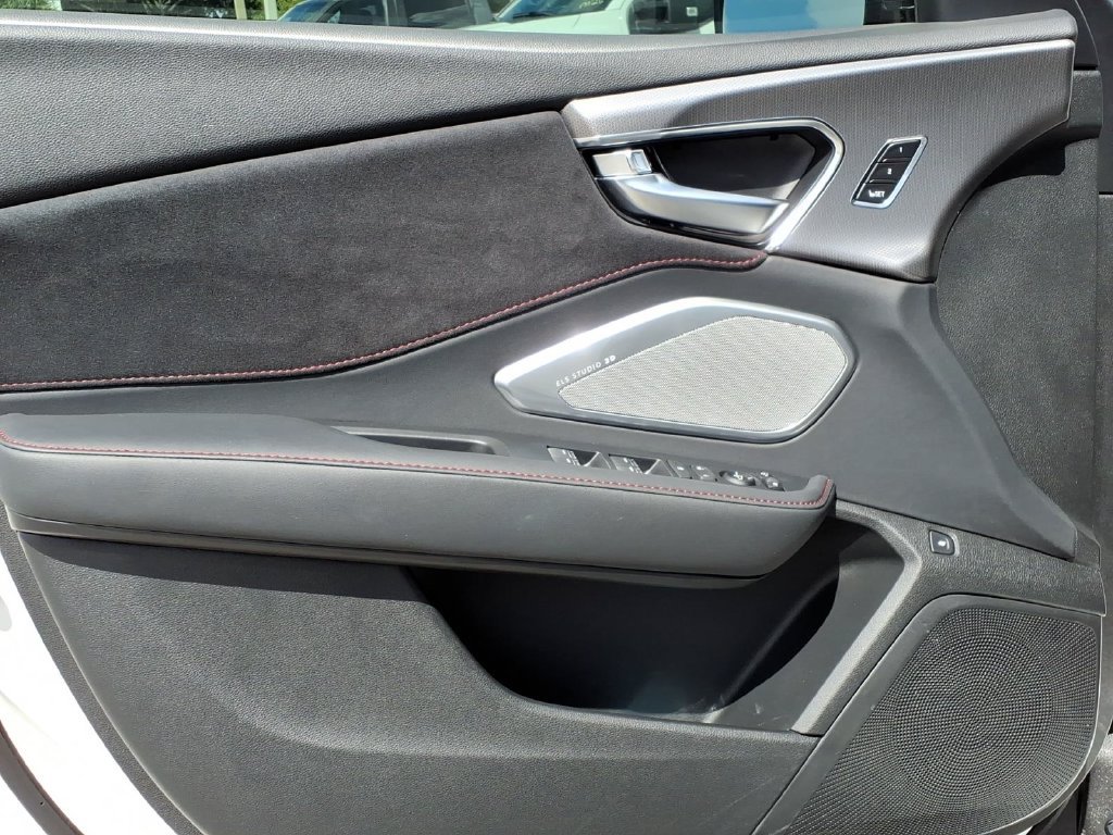 Used 2025 Acura RDX w/ Advance Package AWD/4WD image 23