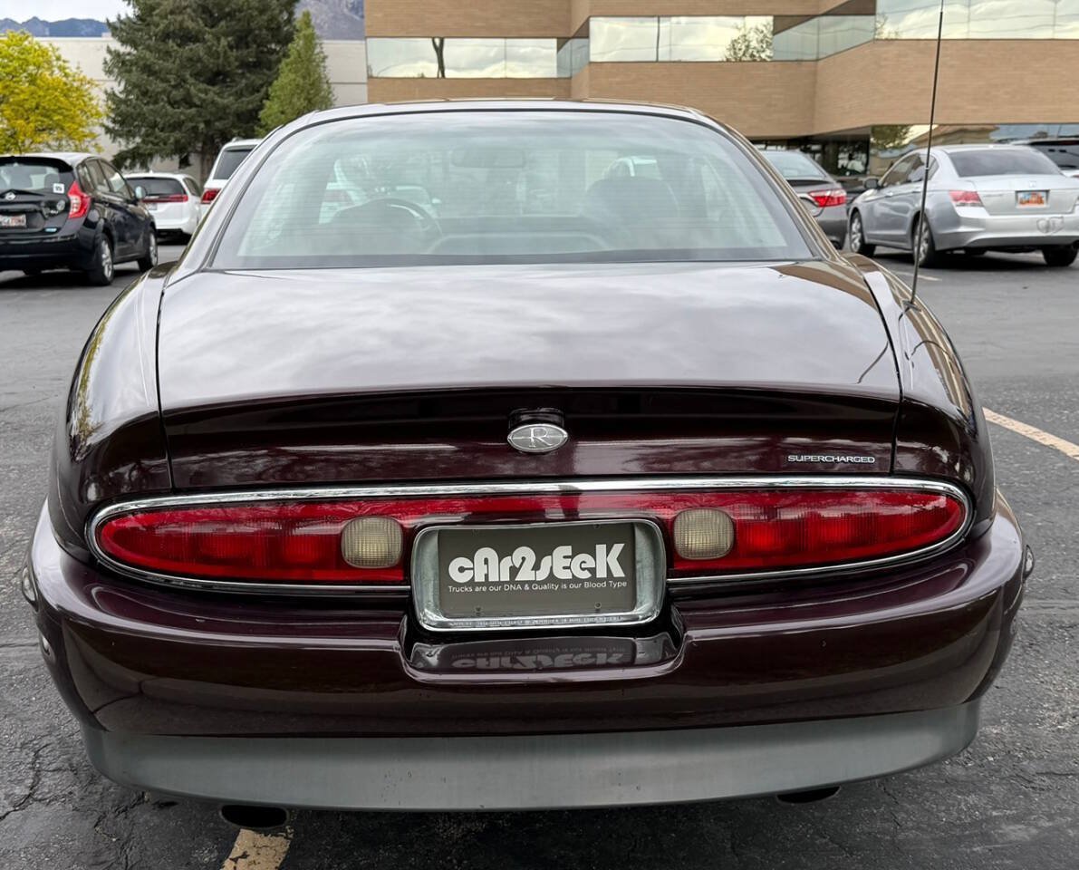 Used 1995 Buick Riviera Supercharged Coupe FWD image 10
