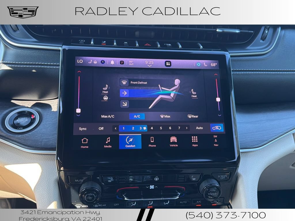Used 2025 Jeep Grand Cherokee Limited AWD/4WD image 9