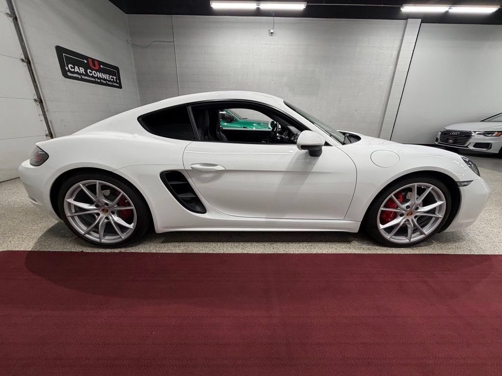 Used 2019 Porsche 718 Cayman S RWD image 13