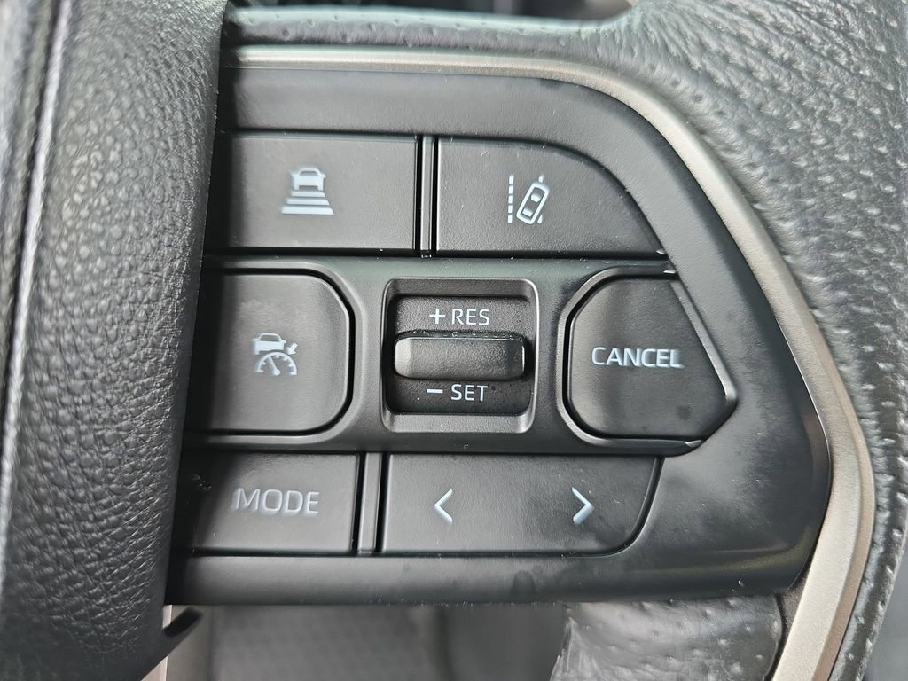 Used 2025 Toyota Tundra Limited w/ TRD Off-Road Package AWD/4WD image 20
