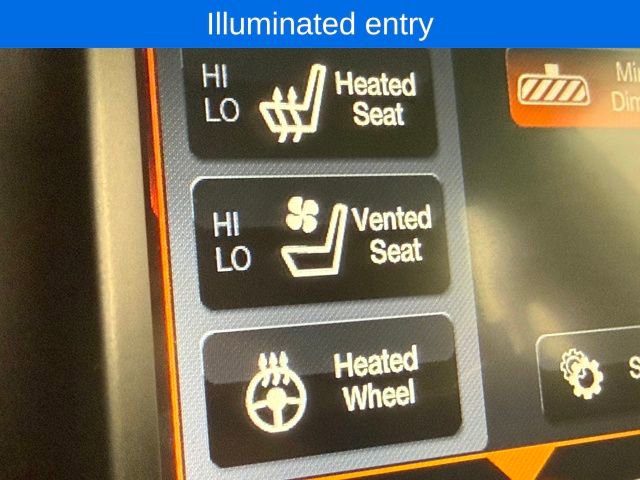 Used 2014 RAM 1500 Laramie image 24