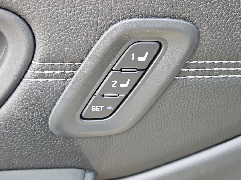 New 2026 Honda Pilot Touring image 18