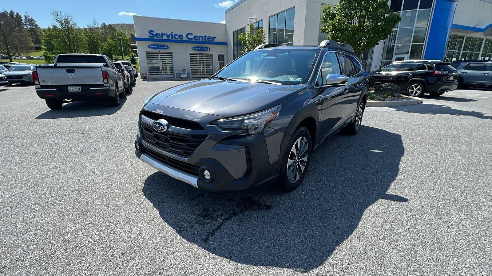 Used 2024 Subaru Outback Touring XT AWD/4WD image 8