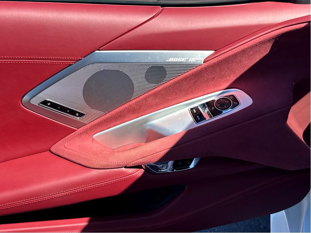 Used 2021 Chevrolet Corvette Stingray Premium Cpe w/ Z51 Performance Package RWD image 11