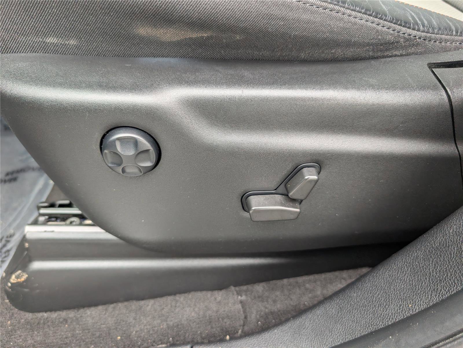 Used 2022 Dodge Durango R/T image 27