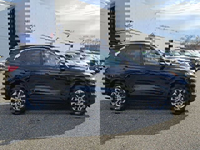 Certified 2022 Ford Escape SE image 5