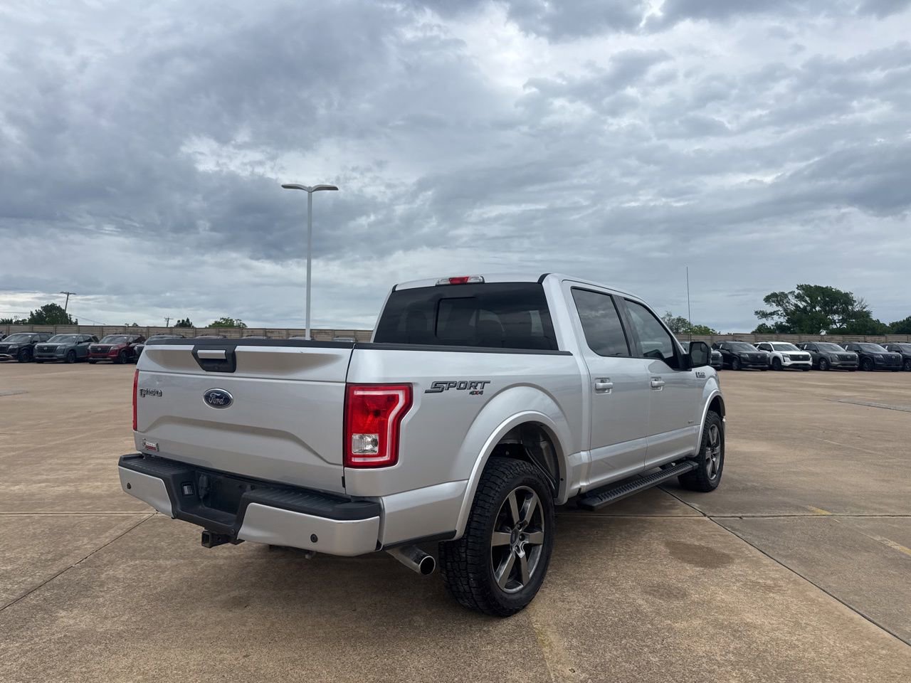 Used 2016 Ford F150 XLT w/ Equipment Group 302A Luxury AWD/4WD image 20
