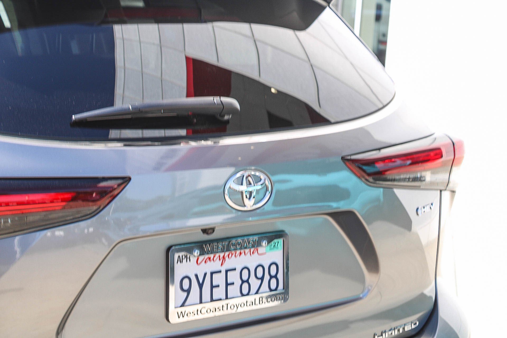 Certified 2026 Toyota Highlander Limited AWD/4WD image 11