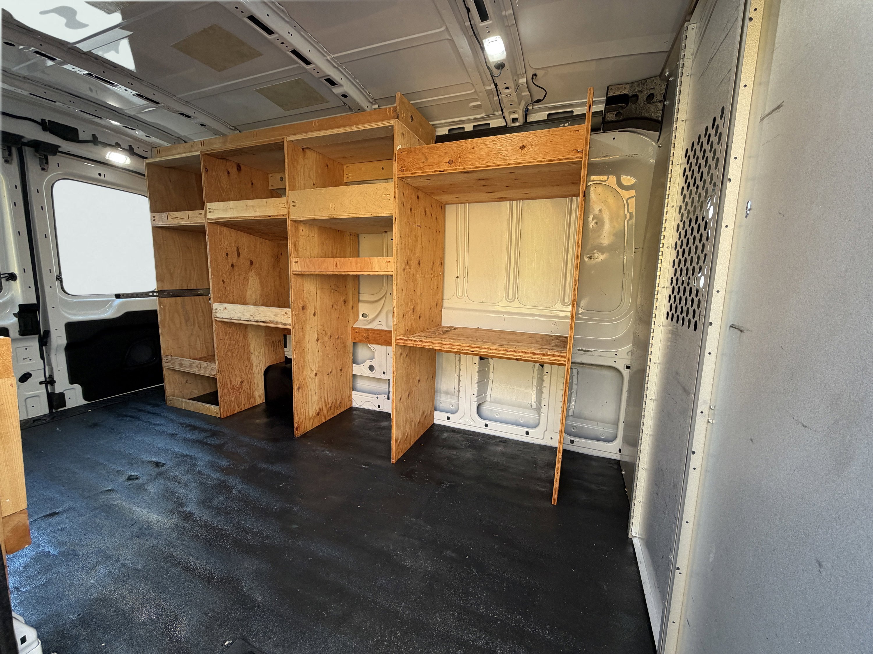 Used 2023 Ford Transit 250 Medium Roof image 2