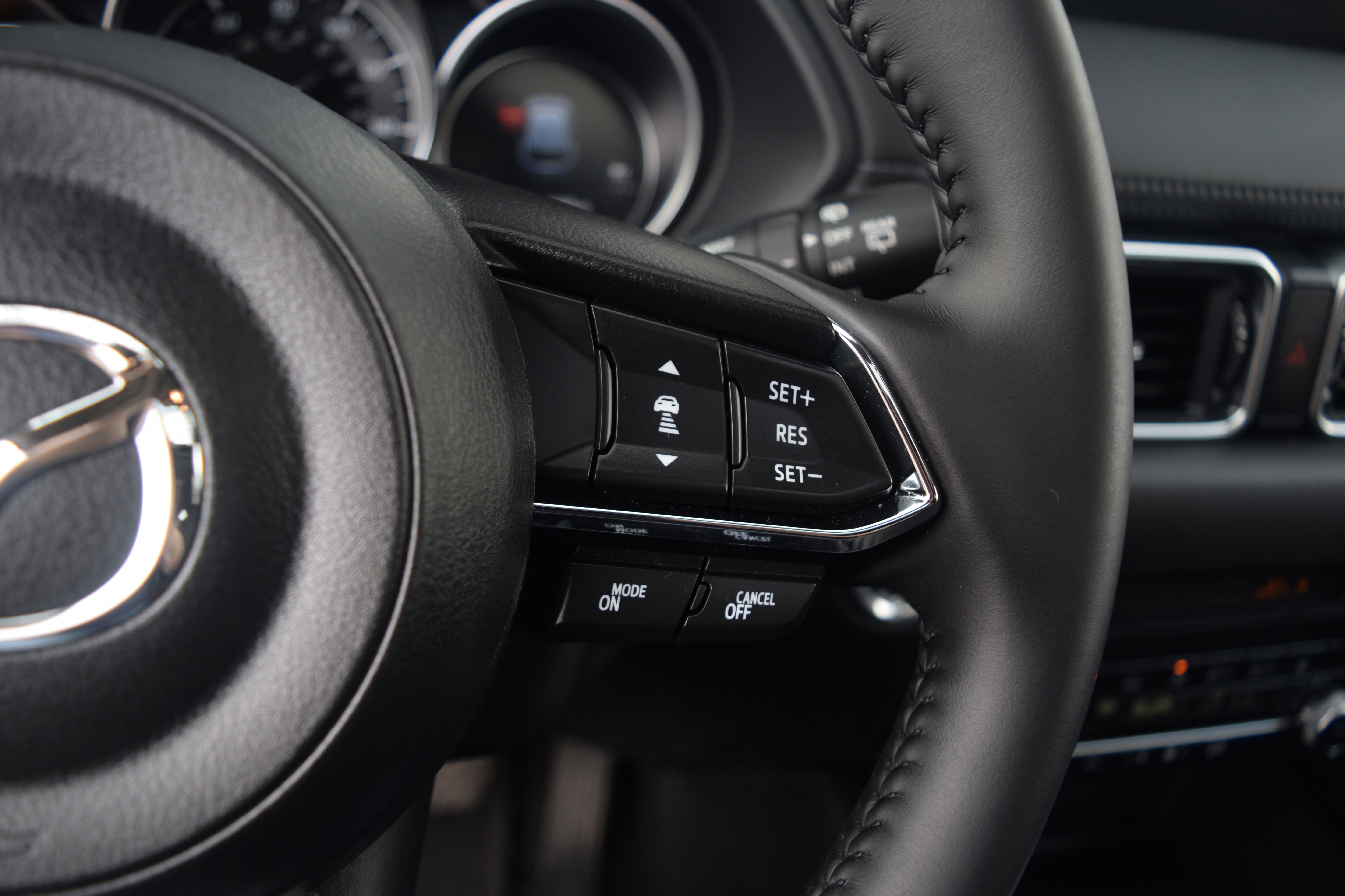 Used 2025 MAZDA CX-5 AWD 2.5 S w/ Preferred Package image 5