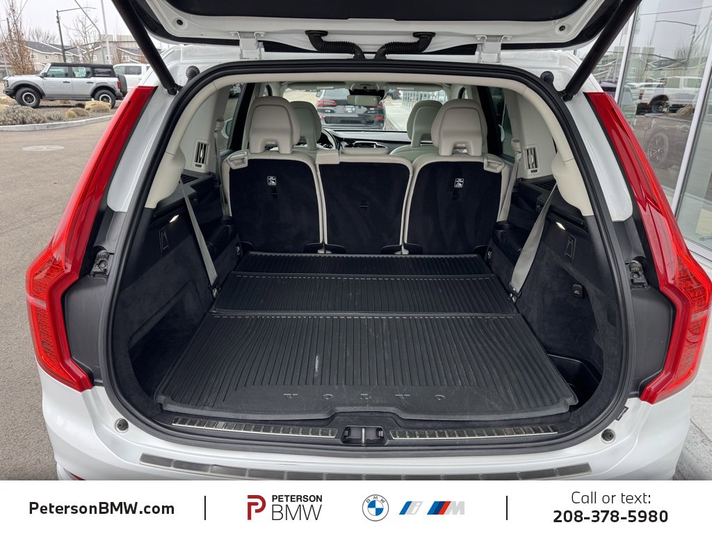 Used 2020 Volvo XC90 T6 Momentum w/ Protection Package Premier image 7