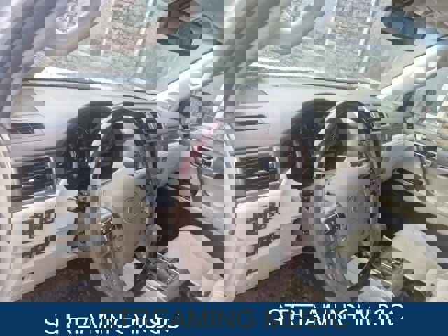 Used 2018 Lexus GX 460 Premium w/ Premium Package image 8