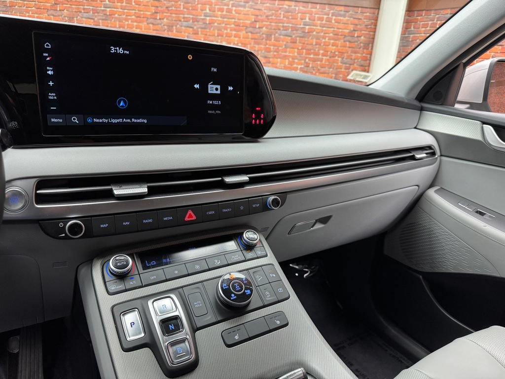 Used 2025 Hyundai Palisade SEL AWD/4WD image 18