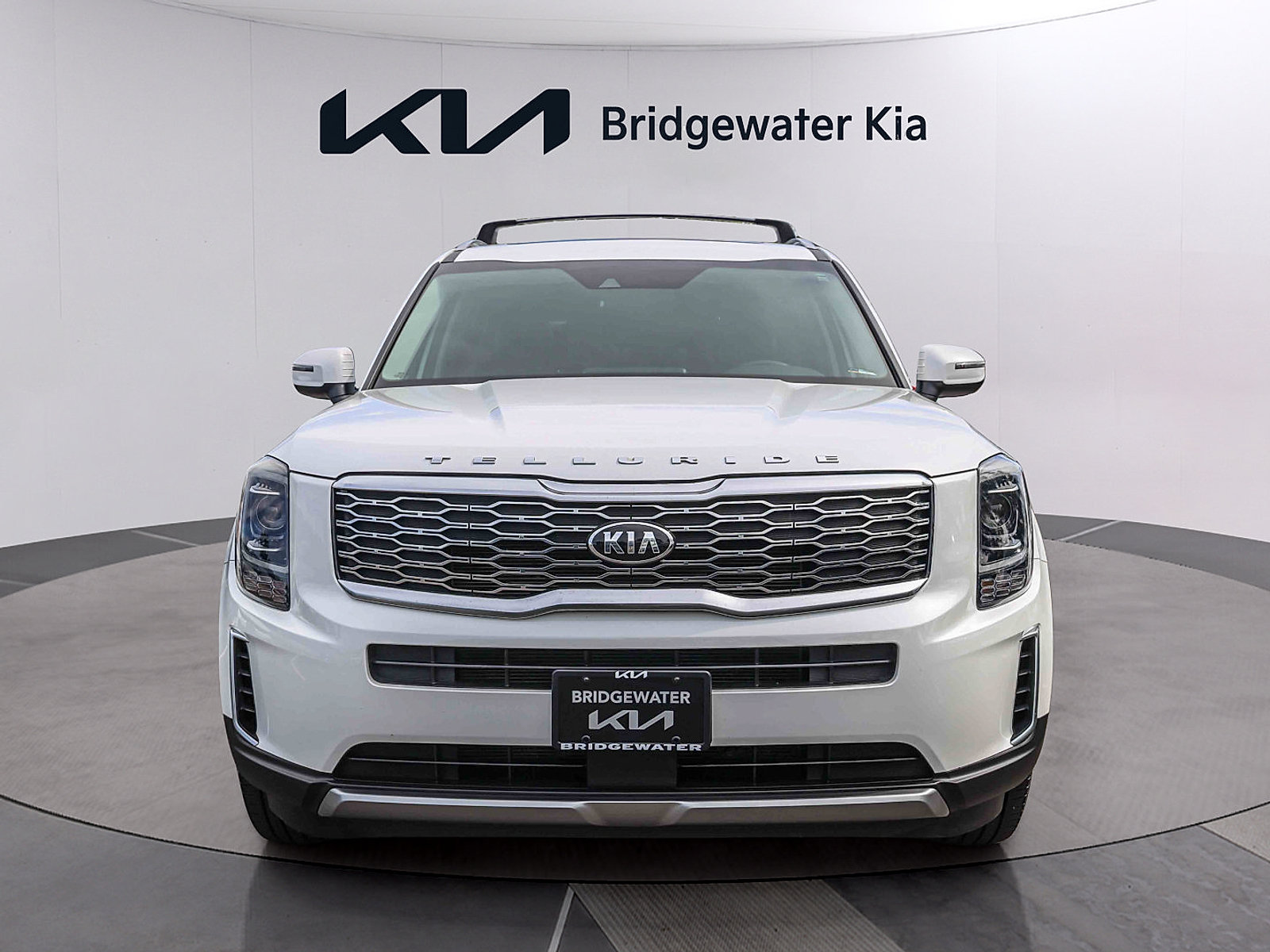 Used 2020 Kia Telluride S w/ S 8 Passenger Seating Package AWD/4WD image 2
