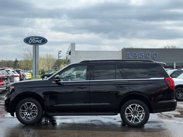 Used 2025 Ford Expedition Active AWD/4WD image 45