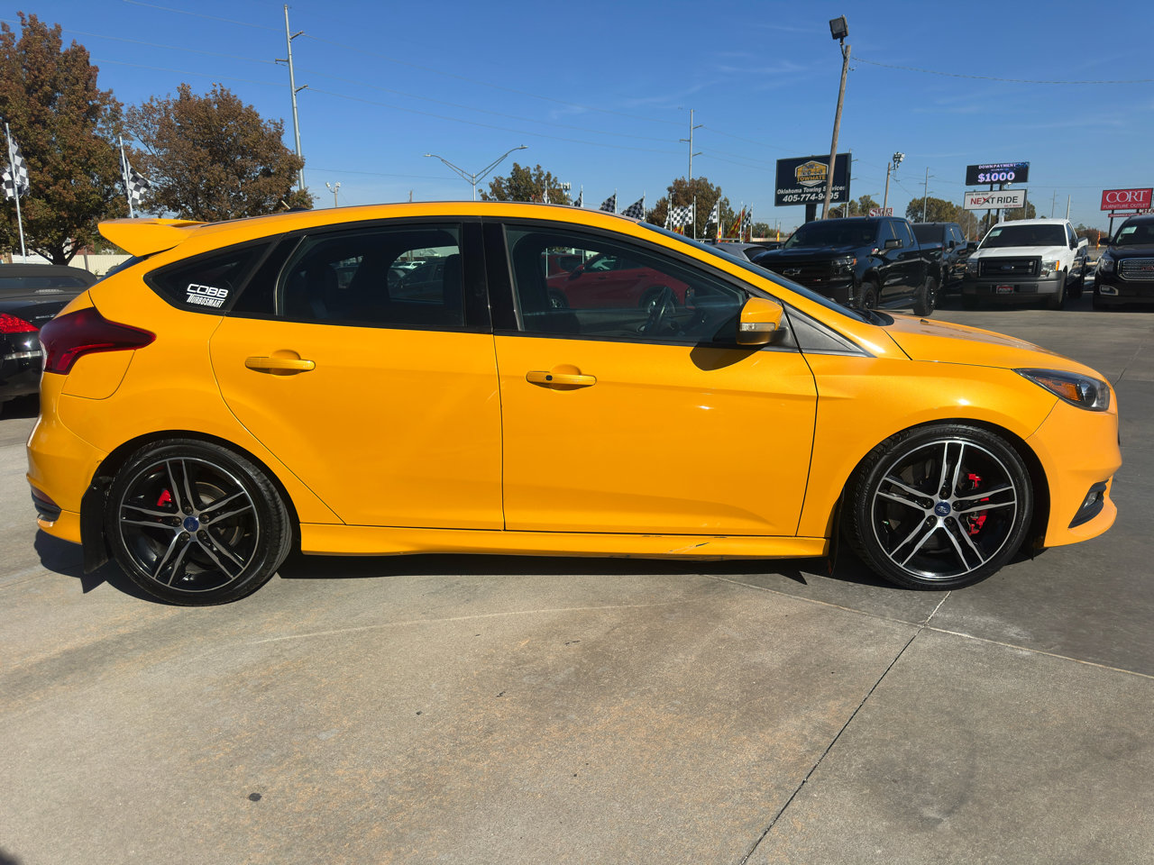 Used 2016 Ford Focus ST w/ Equipment Group 401A image 8