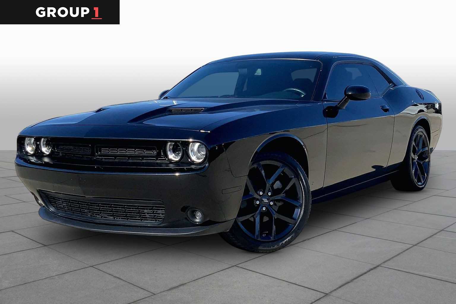 Used 2023 Dodge Challenger SXT w/ Blacktop Package RWD video 1