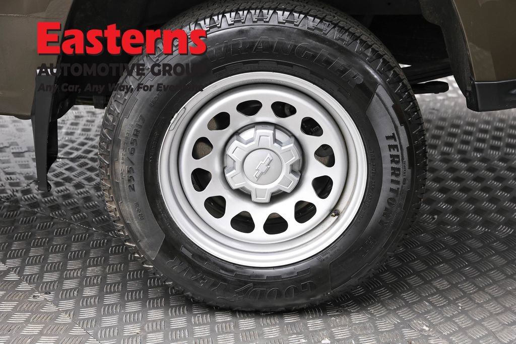 Used 2023 Chevrolet Colorado W/T image 8