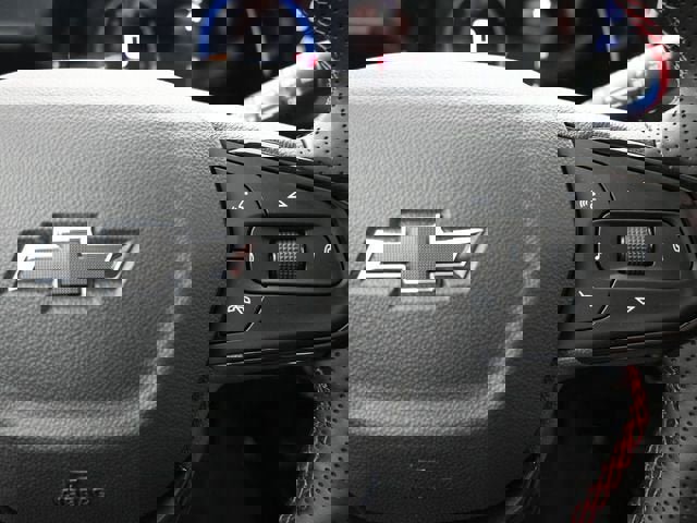 New 2026 Chevrolet Trax RS w/ Sunroof Package image 26