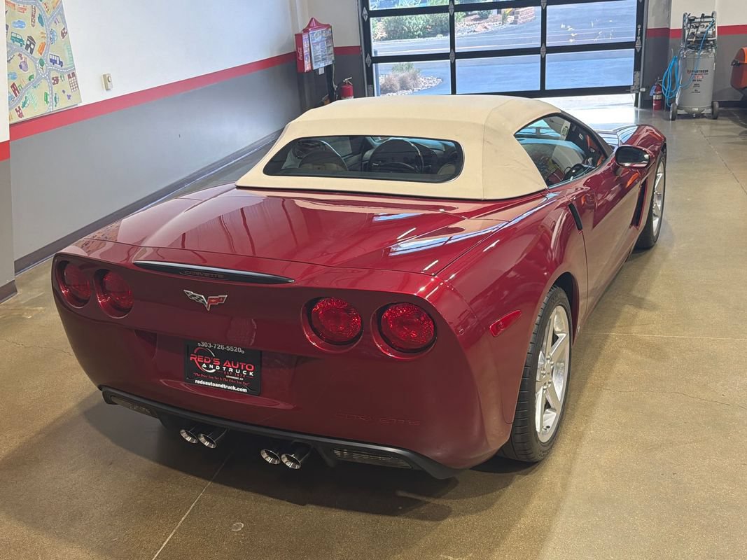 Used 2006 Chevrolet Corvette Convertible w/ Preferred Equipment Group RWD image 72