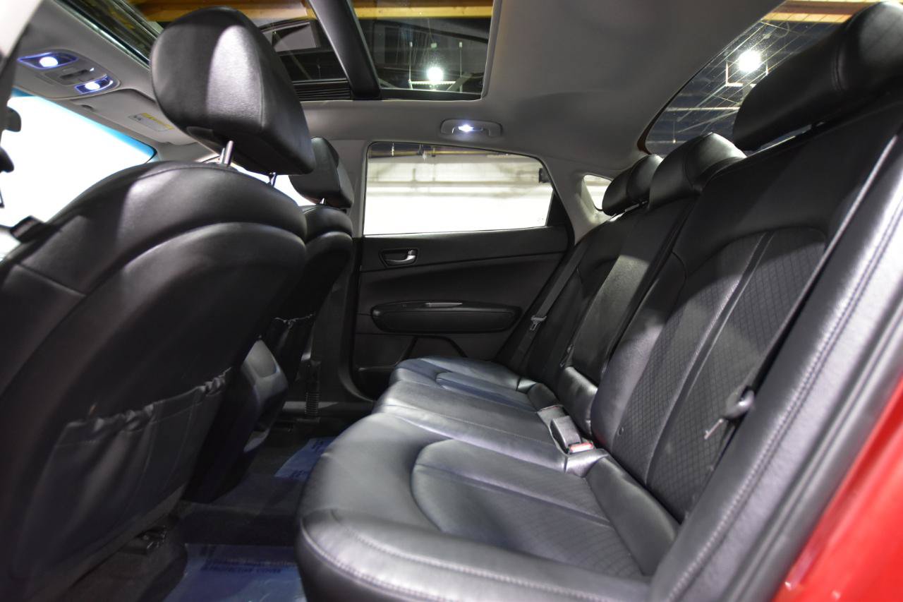 Used 2020 Kia Optima SE FWD image 31