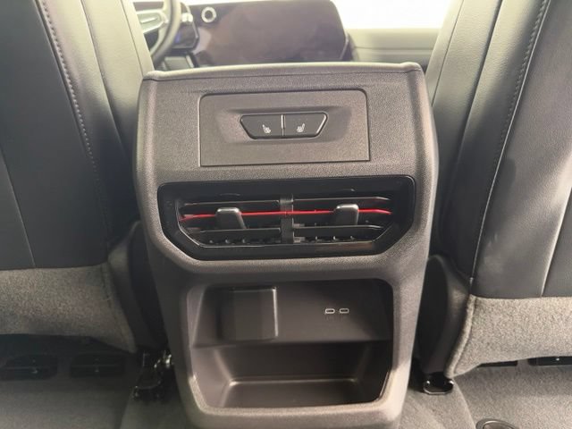 Used 2026 Chevrolet Silverado EV Trail Boss AWD/4WD image 30