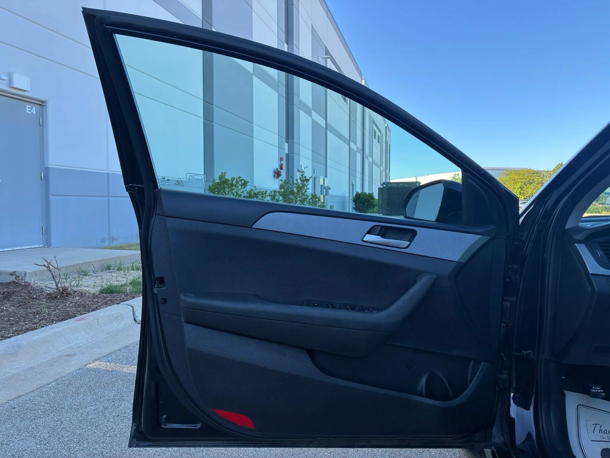 Used 2018 Hyundai Sonata SE FWD image 11