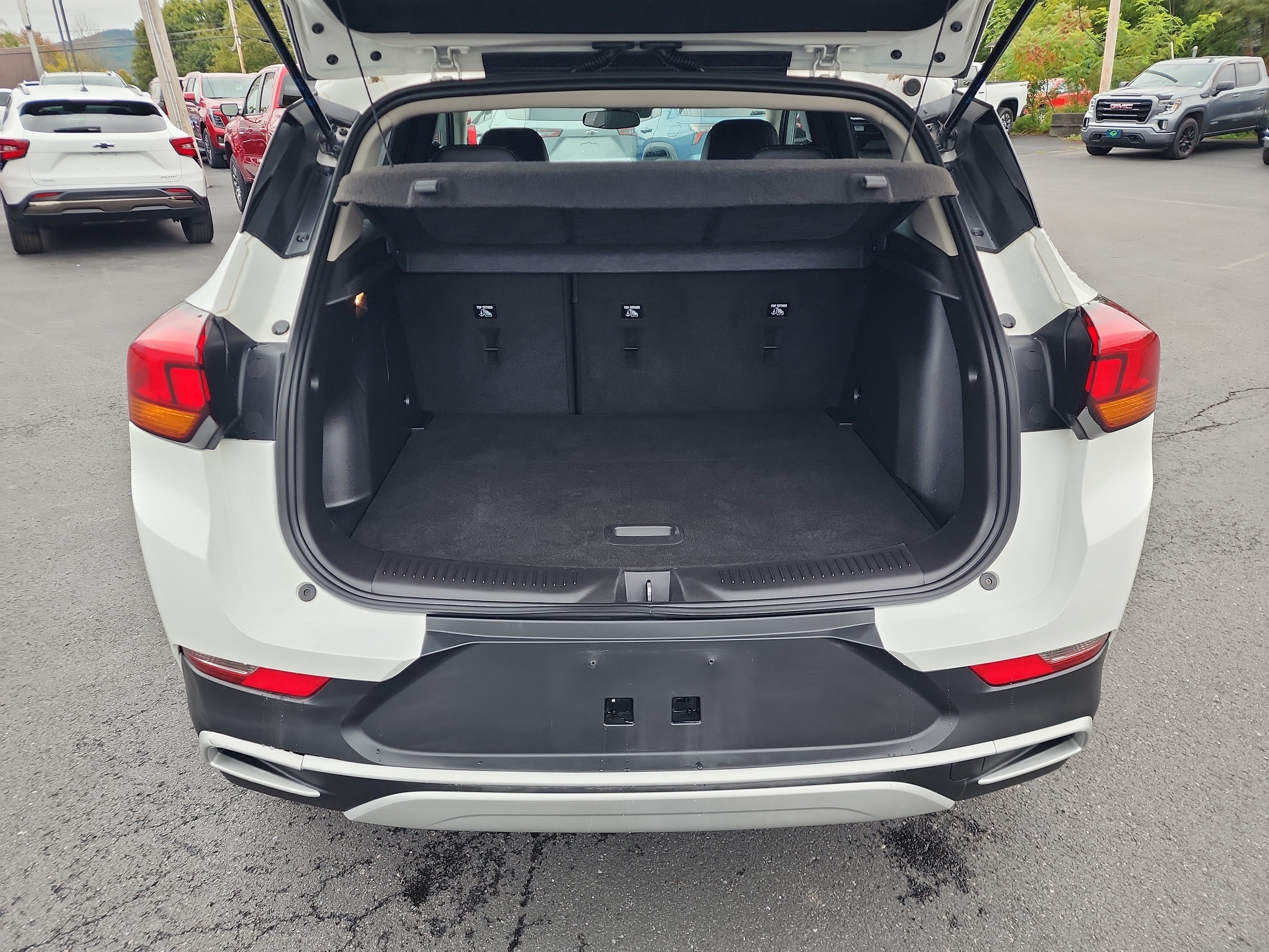 Certified 2021 Buick Encore GX Select AWD/4WD image 26