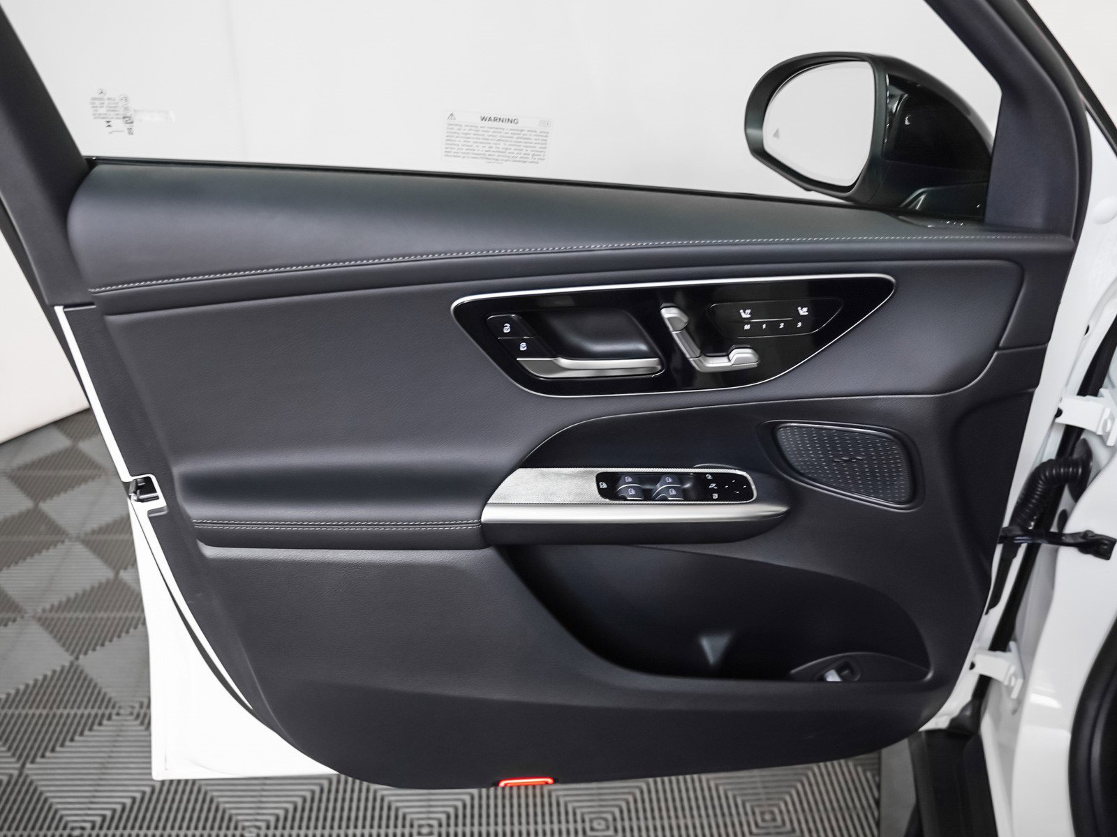 Certified 2025 Mercedes-Benz GLC 43 AMG 4MATIC image 24