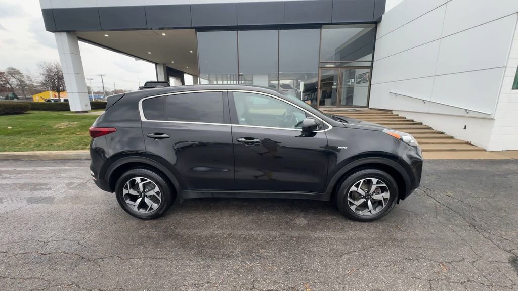 Used 2021 Kia Sportage LX image 9