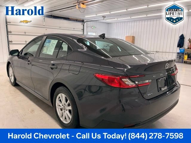 Used 2025 Toyota Camry LE w/ Convenience Package FWD image 5