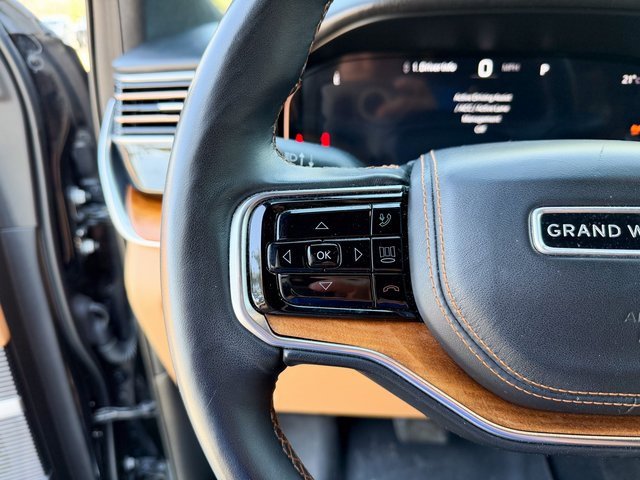 Used 2022 Jeep Grand Wagoneer Series III image 11