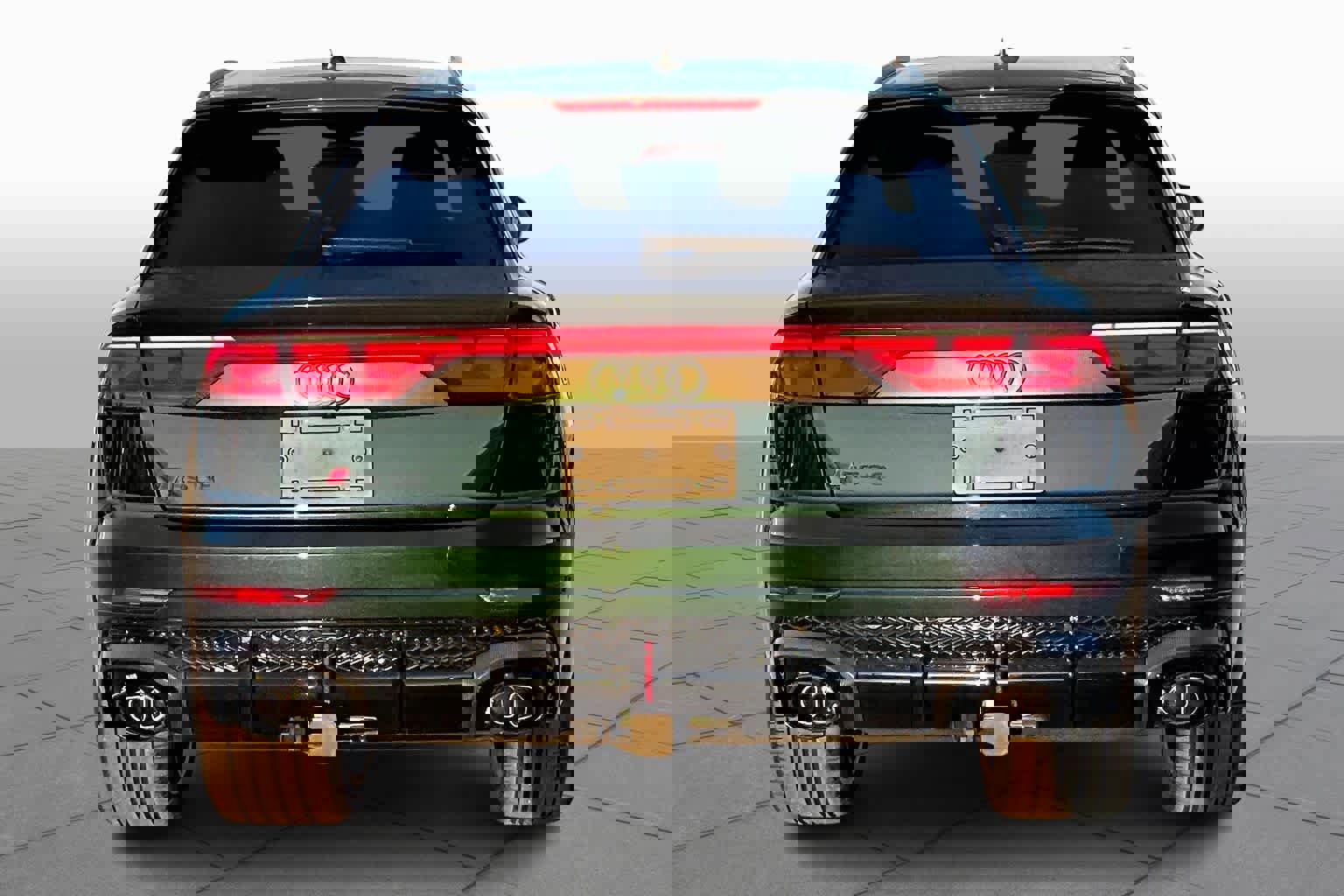 New 2026 Audi RS Q8 performance image 4