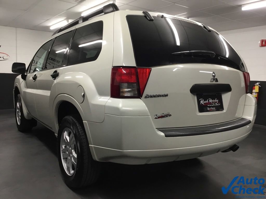 Used 2007 Mitsubishi Endeavor LS image 8