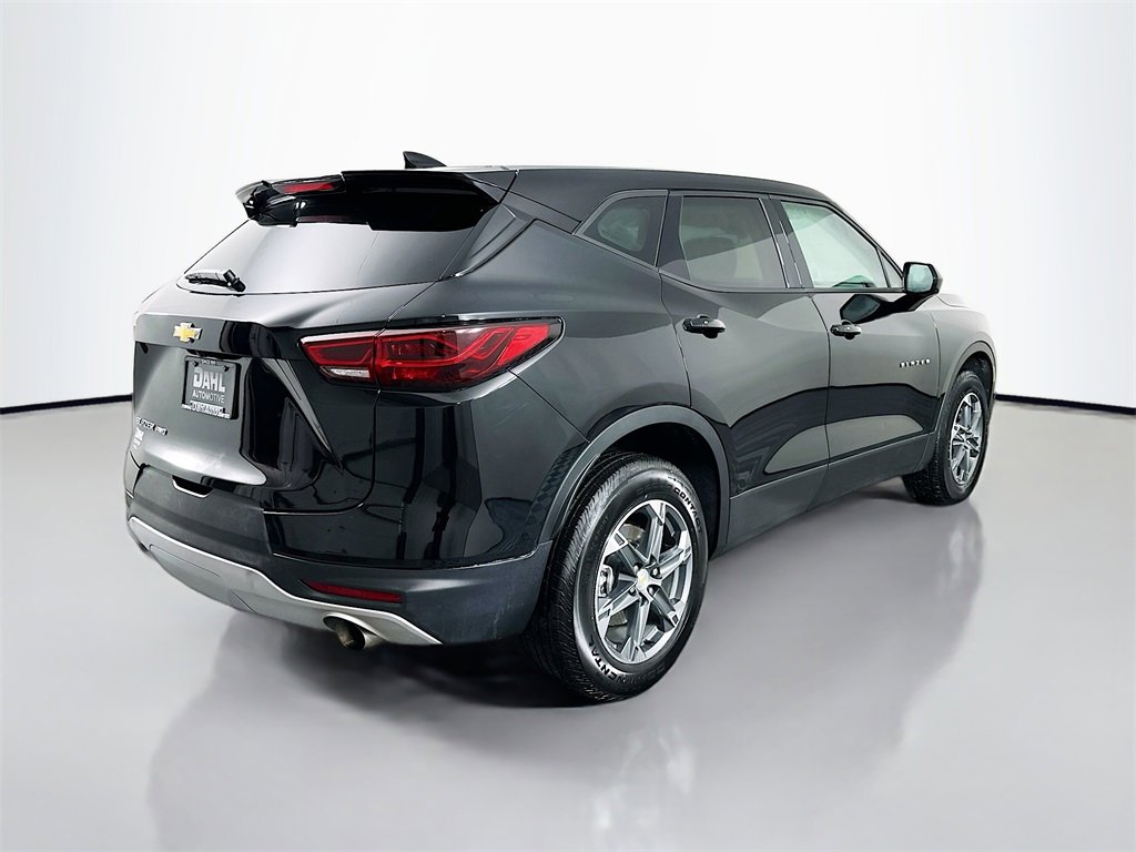 Used 2025 Chevrolet Blazer LT image 7