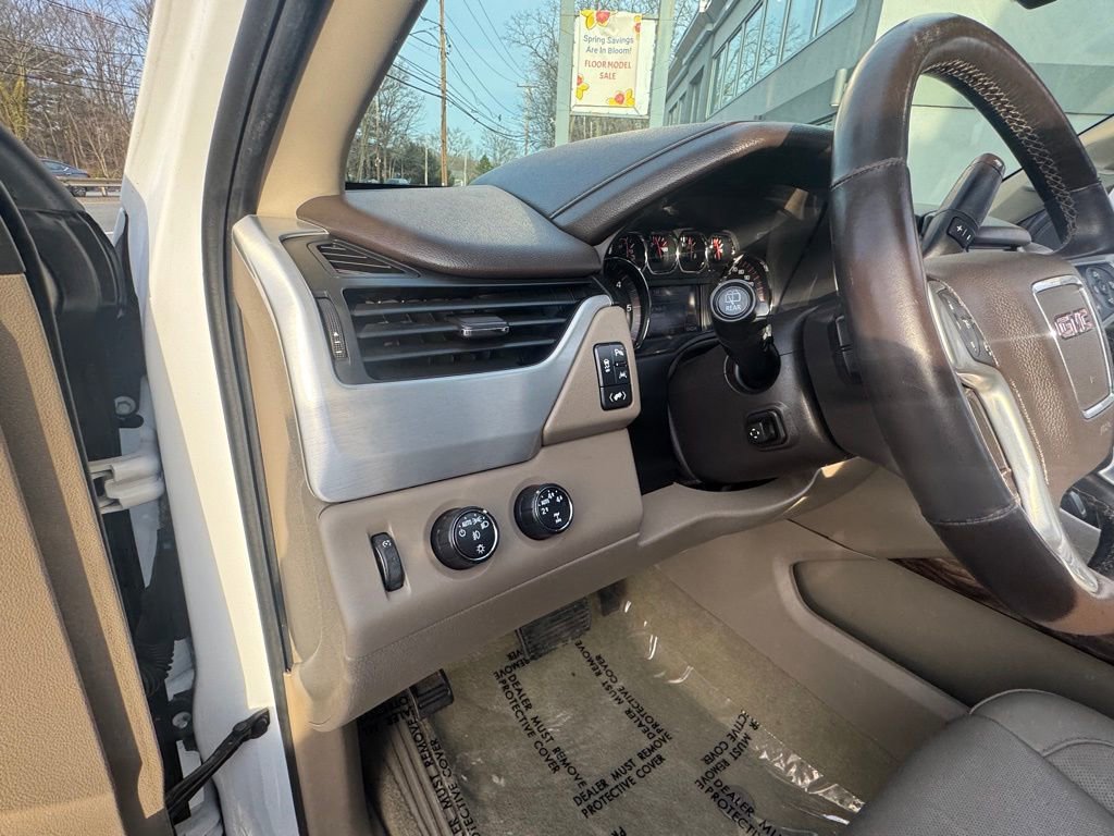 Used 2016 GMC Yukon SLT w/ Premium Edition image 36