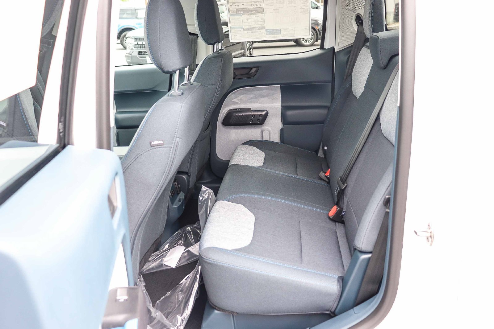 New 2026 Ford Maverick XLT w/ XLT Luxury Package FWD image 18