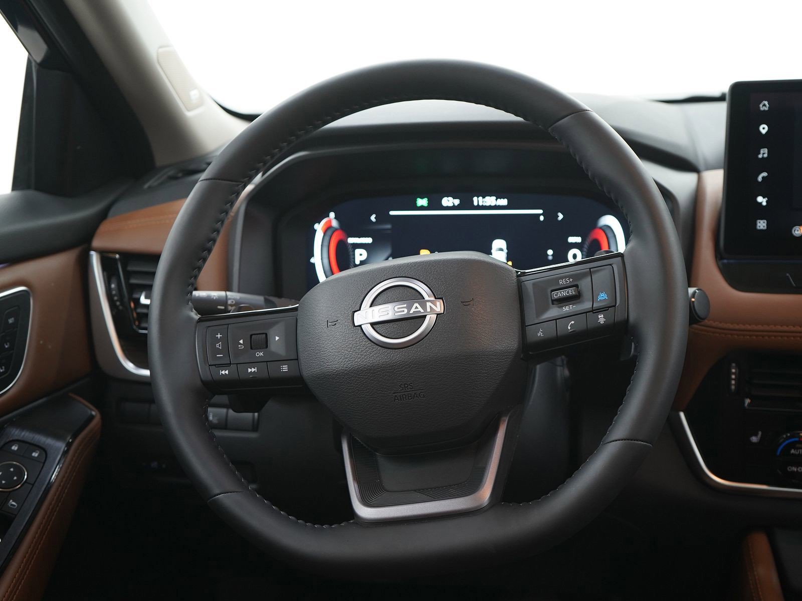 Used 2025 Nissan Rogue Platinum w/ Platinum Premium Package AWD/4WD image 18