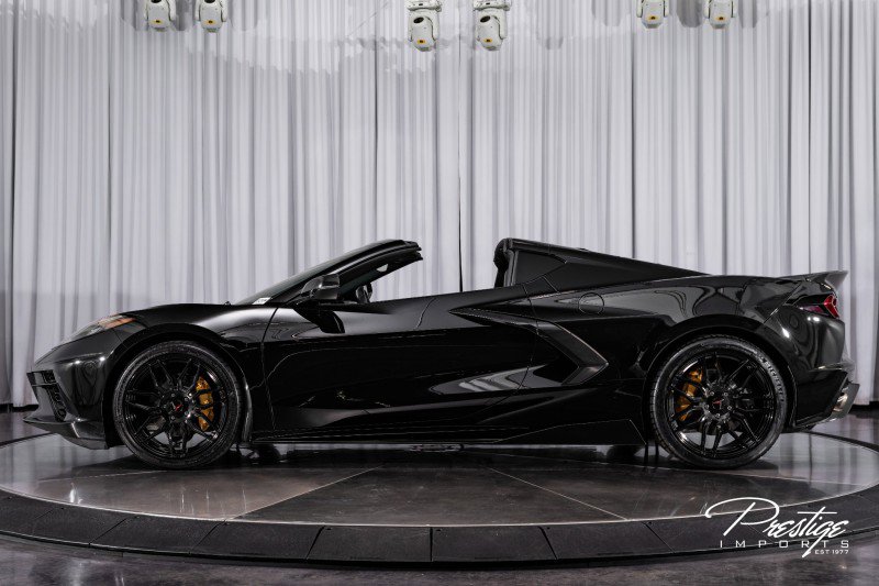 Used 2025 Chevrolet Corvette Stingray Preferred Cpe w/ 2LT image 12