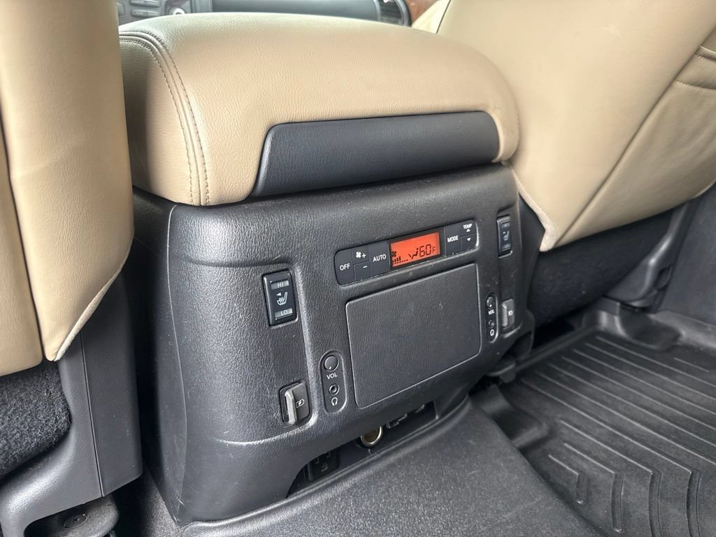Used 2019 Nissan Armada Platinum w/ Captain's Chairs Package AWD/4WD image 19