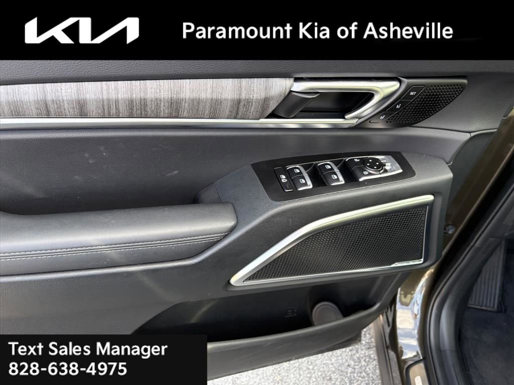 Used 2025 Kia Telluride SX image 26