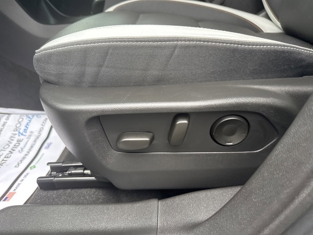 Used 2024 Buick Envision Sport Touring image 11