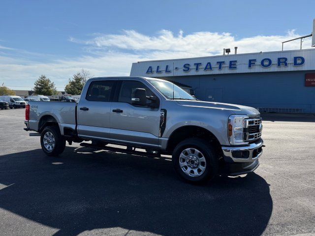 Used 2024 Ford F250 XLT image 1