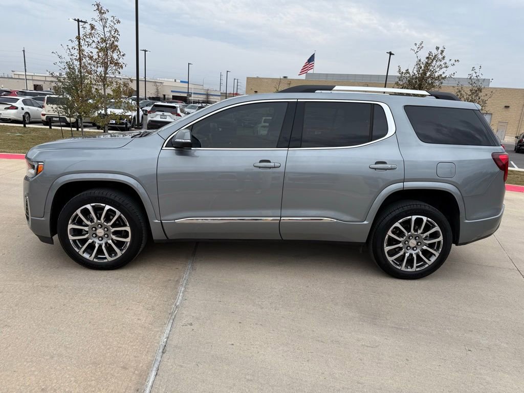 Used 2023 GMC Acadia Denali w/ Denali Ultimate Package image 8