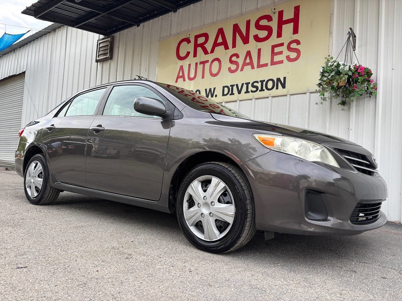 Used 2013 Toyota Corolla LE image 7