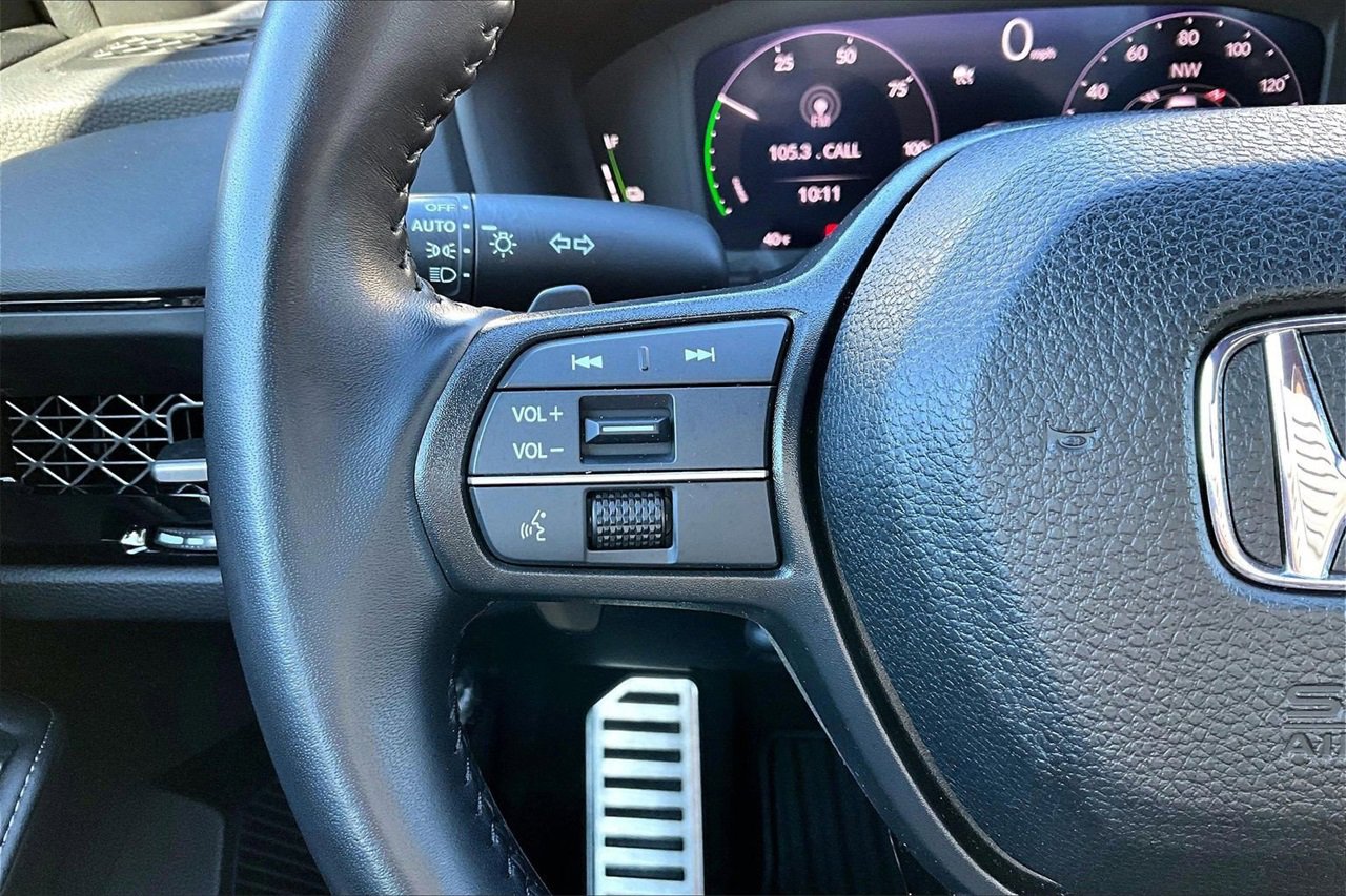 Used 2023 Honda Accord Sport image 16