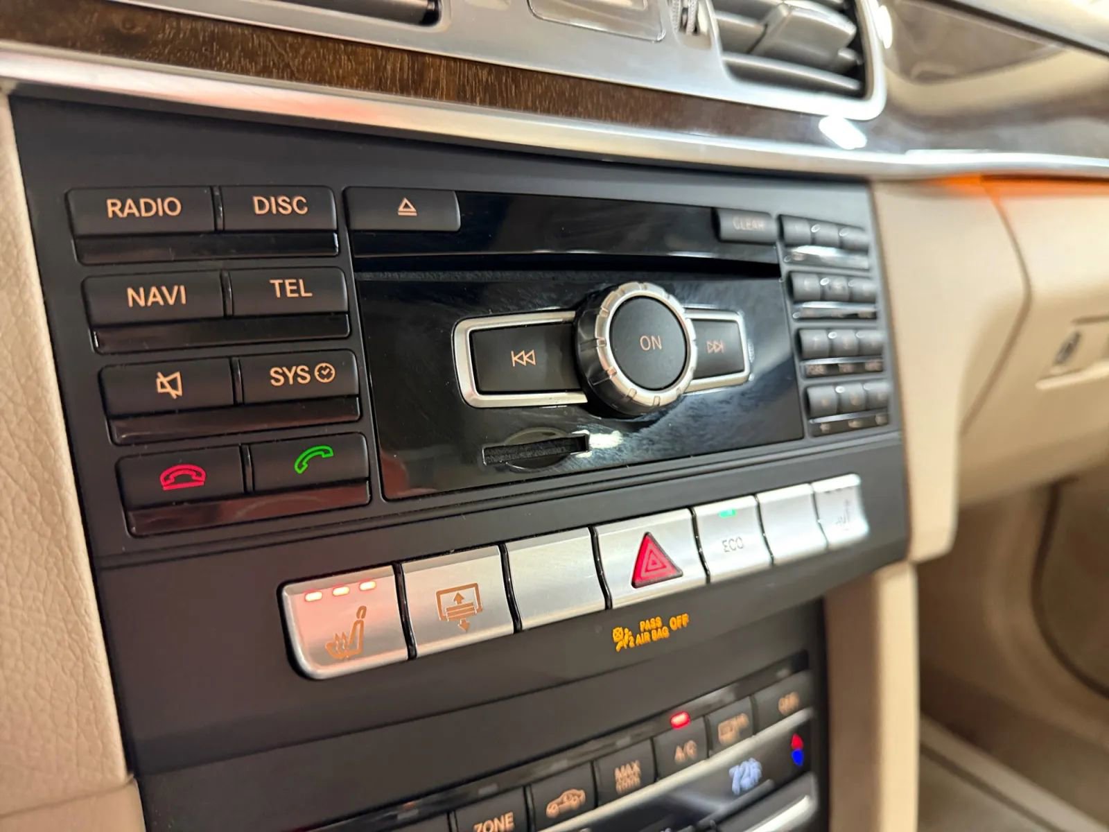 Used 2015 Mercedes-Benz E 350 E 350 4MATIC Sedan 4D w/ Premium 1 Package image 32